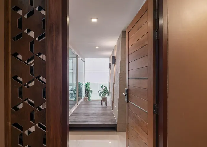 Beverly 33 By Aspira