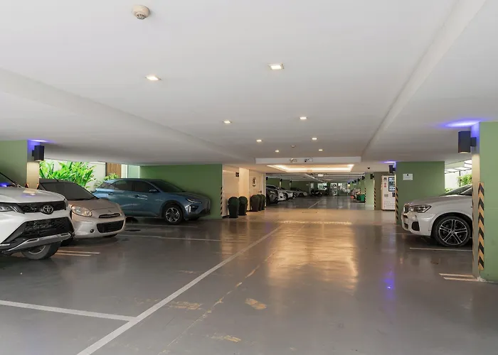 Beverly 33 By Aspira Apartment